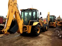 CLG775A Backhoe Loader Konstruksi Dengan Quick Coupler, Pilihan Aksesoris untuk Penggalian Parit & Pemuatan Material