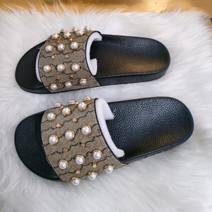 Nouvelles Sandales Décontractées Premium 2026 à Monogramme et Perles Marron, Ornées de Faux Perles - Product Image 2