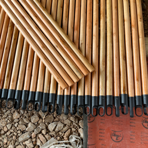 Bán buôn varnished chổi bằng gỗ xử lý 120cm Dài Nhà quét dọn lau thanh với Bền <span class=keywords><strong>PVC</strong></span>/PP chổi Đầu Nhập khẩu trực tiếp Trung Quốc - Product Image 1