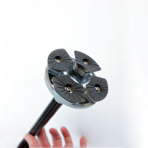 Bâton de marche télescopique en alliage d'aluminium avec quatre embouts en caoutchouc antidérapants, réglable en hauteur, léger, pour personnes âgées - Product Image 1