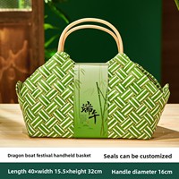 Boîte cadeau triangulaire en bambou tressé faite à la main avec poignée de sac à main pour le Festival du Dragon, emballage écologique, vente en gros