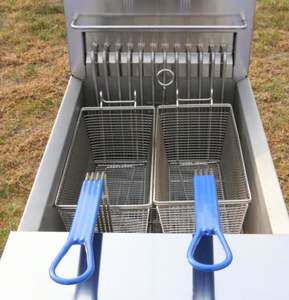 Freidora Eléctrica Digital Comercial de Acero Inoxidable con Tanque Individual y Sistema de Filtrado, Capacidad de 35-40L, Marca Kingbetter - Product Image 5