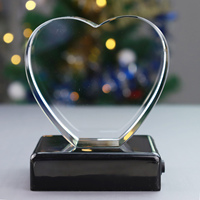 Cube de cristal vierge en forme de cœur K9 pour gravure laser 3D