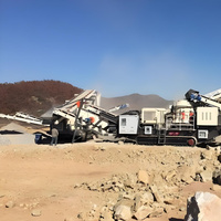 Estación de Trituración Móvil de Alta Eficiencia, Alimentador Vibratorio, Rodillo Triturador, Rodamiento para Minerales de Oro y Cobre con Motor Principal y Engranaje