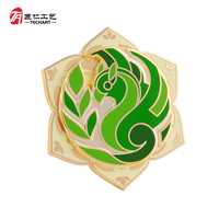 Badges métalliques personnalisés OEM, épingles émaillées Anime, badges personnalisés en forme de fleur pour collection de jeux, broche artistique plaquée or avec boîte