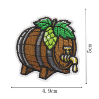 Patchs brodés thermocollants vintage sur le thème de la bière : Bouchon de bouteille et fût de bière