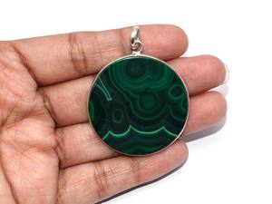 Pendentif artisanal en argent sterling 925 avec serti clos, malachite naturelle ronde plate de 30 mm - Product Image 5