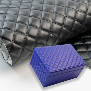 Pelle PU Morbida con Ricamo Trapuntato e Strato Intermedio in Spugna per Decorazioni Domestiche e Contenitori - Product Image 1