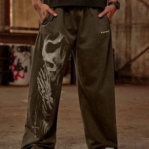 Pantalones Deportivos Estampados Verde Oscuro para Hombre con Diseño de Calavera, Cintura Elástica, Estilo Urbano - Product Image 4