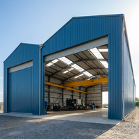 Structure métallique préfabriquée pour hangar, entrepôt et terrain de basketball couvert, avec toit en acier et poutrelles
