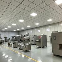 Machine à découper les saucisses et les hot-dogs à grande vitesse