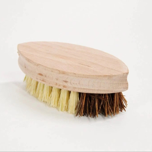 Brosse de nettoyage sans plastique à poils de bois de hêtre naturel et de fibre d'agave écologique de style design manuel pour voiture - Product Image 1