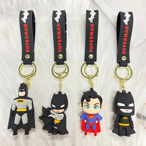 Vente en gros de breloques de chaussures, porte-clés et accessoires pour clés de voiture personnalisés, à thème anime, dessin animé, cool, <span class=keywords><strong>Marvel</strong></span>, Batman, <span class=keywords><strong>super</strong></span>-héros - Product Image 1