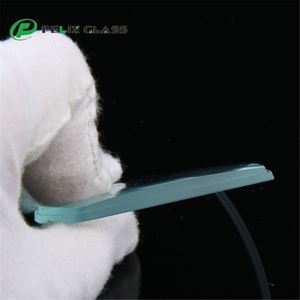 Vidrio Templado Curvo Transparente Personalizado de 7 mm de Espesor para Lentes Ópticas, Pantalla Curva, Uso Médico e Industrial - Product Image 3