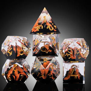 Dés de Lave Dungeons & Dragons - Ensemble de dés de jeu de rôle en résine époxy à bords tranchants avec design éruption volcanique - Product Image 1