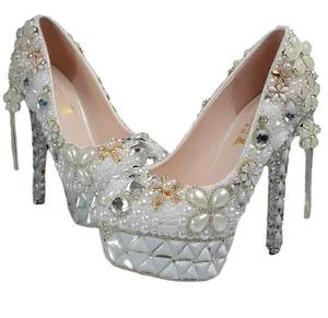 Lüks düğün kadın ayakkabı yuvarlak ayak kadın ayakkabı 14cm yüksek ince topuk kristal rhinestone püskül ayakkabı düğün için