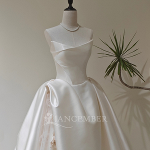 Vestido de Novia LY90 sin Tirantes con Flores 3D, Vestido Formal de Satén para Mujer - Product Image 4