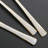 MYD vente en gros de luxe en acier inoxydable 6 pièces cuillère fourchette couteaux ensemble de vaisselle de mariage plaqué or ensemble de couverts moderne