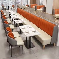 Ensemble de chaises de restaurant modernes nordiques, canapé banquette avec tabourets de bar et longue banquette, table à manger, chaise, mobilier de restaurant