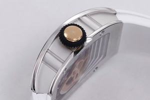 Montre pour femmes personnalisée ODM sertie de diamants - Montre de luxe de haute qualité avec mouvement automatique et verre saphir - Product Image 2