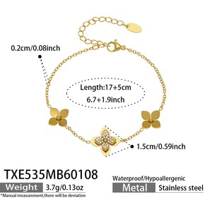 Ensemble de bijoux en acier inoxydable plaqué or PVD, comprenant des boucles d'oreilles, un bracelet, une bague et un collier avec fleur à quatre pétales en zircon tridimensionnelle - Product Image 2