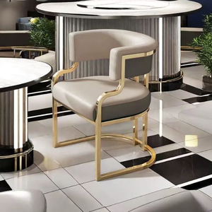 Chaises de salle à manger de luxe modernes et contemporaines en métal doré, <span class=keywords><strong>fauteuils</strong></span> rembourrés en cuir avec dossier pour salons, maisons de campagne et bars - Product Image 1