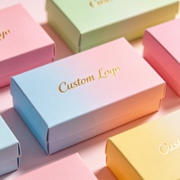 Boîte en carton rigide personnalisée avec logo estampé à chaud en or, surface de couleur dégradée