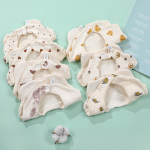 คาร์ลอตตา เบบี้บิบผ้าก๊อซผ้าฝ้ายแท้ 6 ชั้นพิมพ์ลายการ์ตูนขนาดเดียวอุปกรณ์เสริมสำหรับการให้อาหารทารก - Product Image 2