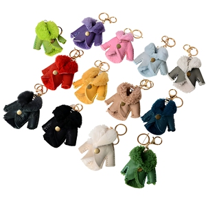 Portachiavi Mini Cappotto in Pile con Colletto, Charm Multicolore in Ecopelle per Borsa, Accessorio Vintage con Bordo in Peluche, Regalo alla Moda - Product Image 1