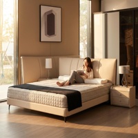 Cadre de lit rembourré confortable et moderne, revêtement en cuir véritable, construction en bois de pin, durable, écologique, garantie 10 ans