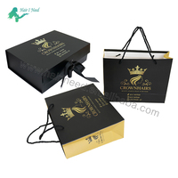Boîte en papier personnalisée Emballage cadeau avec ruban noir de luxe Boîtes cadeaux d'emballage magnétique Emballage pour ensemble de bonnet en satin pour sac à provisions