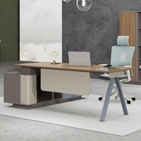 Table de bureau moderne de luxe italienne en bois de haute qualité, unique, à panneaux modulaires en forme de L, pour PDG et dirigeants