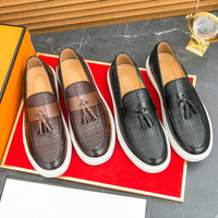 Mocassins à pampilles pour hommes, en cuir PU tissé et gaufré, bout rond, semelle épaisse blanche, style décontracté urbain, noir, marron, tailles 38-45