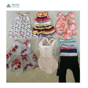 Fornecedor de pacotes mistos de roupas de marca usadas, rigoroso processo de exibição de roupas das crianças segunda mão