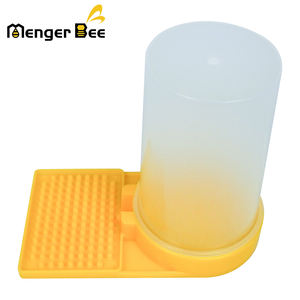 Nouvelle mangeoire à abeilles en PP pour ruche - Design de style spot, hauteur 130 mm, diamètre du baril 80 mm, distributeur d'eau potable pour abeilles - Product Image 5