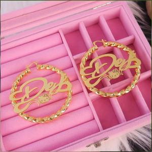 Fabricant de boucles d'oreilles clous en acier inoxydable, boucles d'oreilles classiques, boucles d'oreilles clous tendance, boucles d'oreilles chat mignonnes de marque de créateur, bijoux pour femmes - Product Image 4