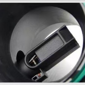เครื่องวัดอัตราการไหลของอากาศ 98AB12B579DA 1072308 สำหรับฟอร์ด 12V อะไหล่ทดแทน - Product Image 2