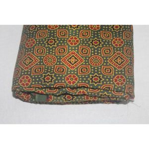 Tissu artisanal en coton imprimé floral moderne de Jaipur, motif botanique, pour sacs et rideaux, tissu léger pour robes - Product Image 4