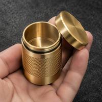 Boîte à épices ronde portable personnalisée en laiton doré, boîte à bijoux, pot de rangement pour thé, pièce tournée par usinage CNC, kit d'estampage métallique