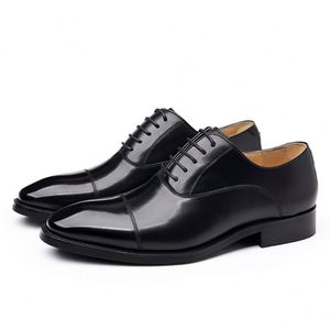 Chaussures habillées carrées pour hommes en cuir brocart gravé, faites à la main, haut de gamme, respirantes, antidérapantes, pour mariages et événements formels - Product Image 6