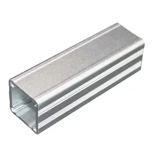 OEM/ODM boîtier en alliage d'aluminium extrudé sur mesure, 25x25mm, longueur libre, haute qualité