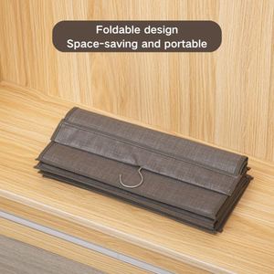 Penderie pliable en non-tissé imprimé au design classique, sac de rangement suspendu 50L, respirant et portable pour vêtements - Product Image 6