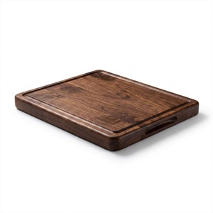 Planche à découper en bois de noyer noir 30x20x2.5cm rectangulaire avec poignée pour usage en cuisine - Product Image 1