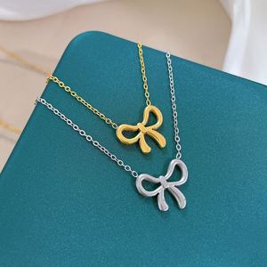 สร้อยคอจี้รูปโบว์ทอง 18K พร้อมจี้สแตนเลสสตีลสำหรับผู้หญิง - Product Image 3