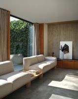 Ensemble de canapés en cuir modernes européens pour la maison, le bureau, la salle à manger et la chambre à coucher Sièges de luxe pour hôtels 5 étoiles Métal et bois de qualité commerciale