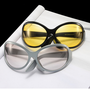 <span class=keywords><strong>แว่น</strong></span>กันแดดรูปไข่แฟชั่น2023ใหม่สำหรับทุกเพศกรอบใหญ่ <span class=keywords><strong>locs</strong></span> ตัวอย่างการป้องกัน Uv400<span class=keywords><strong>แว่น</strong></span>กันแดดกีฬาขี่จักรยาน - Product Image 3