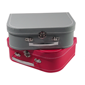 Custom Printed Mini <strong>Cardboard</strong> Children Baby Blanket Retro Colorful <strong>Suitcase</strong> Candy Gift Box Packaging Box with Handle - Product Image 4