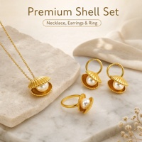 Ensemble de bijoux pour femmes, collier, boucles d'oreilles et bague en acier inoxydable plaqué or 18 carats avec incrustation de perles, idéal pour un cadeau de fête