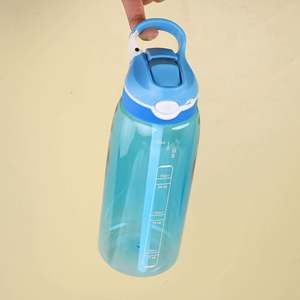 Botella de agua deportiva de plástico Tritan al por mayor de 500ml, 750ml, 1000ml con tapa doble para beber y asa con pajita - Product Image 2