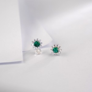 925 Silver Cultivated <b>Emerald</b> Earrings Shining Romantic Engagement Daily Party Surprise Gift for Girls L - Product Image 3